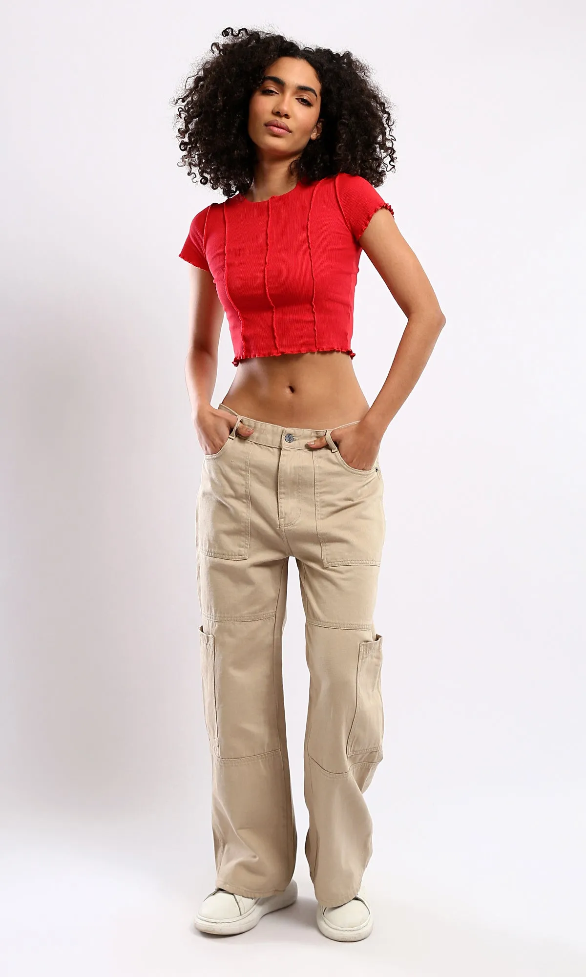 O182022 Red Ribbed Cropped Top With Round Neck